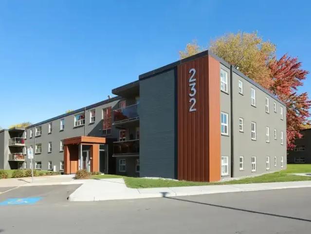 For Rent 2 Bedroom Apartment London ON DS104991384