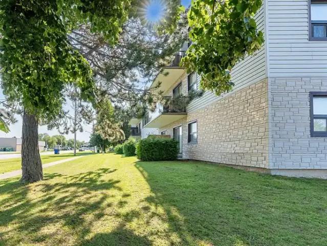 For Rent 2 Bedroom Apartment Port Elgin ON DS105046594