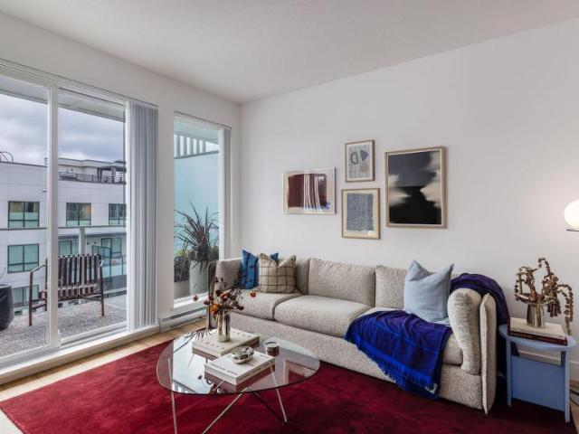 For Rent 2 Bedroom Apartment Port Moody BC DS98315295