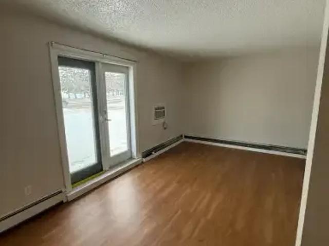 For Rent 2 Bedroom Apartment Prince Albert SK DLS99673115