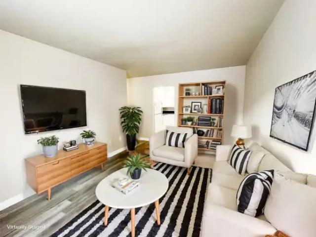 For Rent 2 Bedroom Apartment Regina SK DS101014569