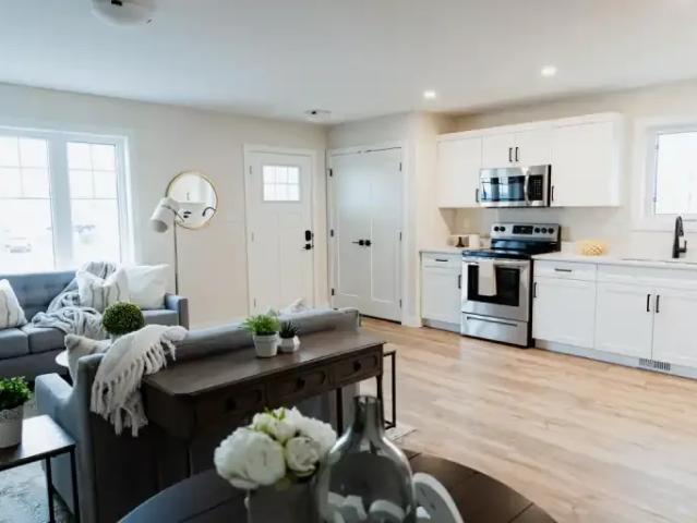For Rent 2 Bedroom Apartment Regina SK DS102914610