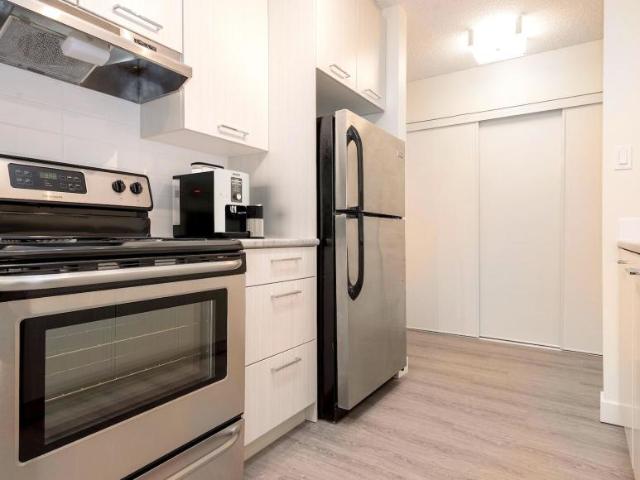 For Rent 2 Bedroom Apartment Red Deer AB DS98310398