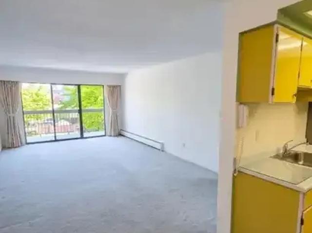 For Rent 2 Bedroom Apartment Richmond BC DS102578881