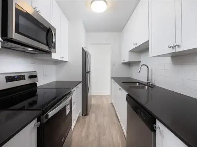 For Rent 2 Bedroom Apartment Richmond Hill ON DS97877307