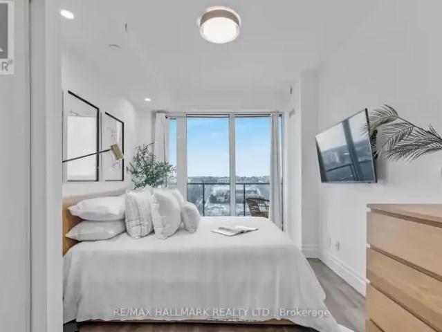 For Rent 2 Bedroom Apartment Richmond Hill ON DS102794971