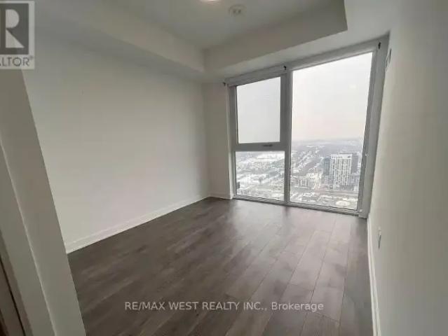 For Rent 2 Bedroom Apartment Richmond Hill ON DS103958808