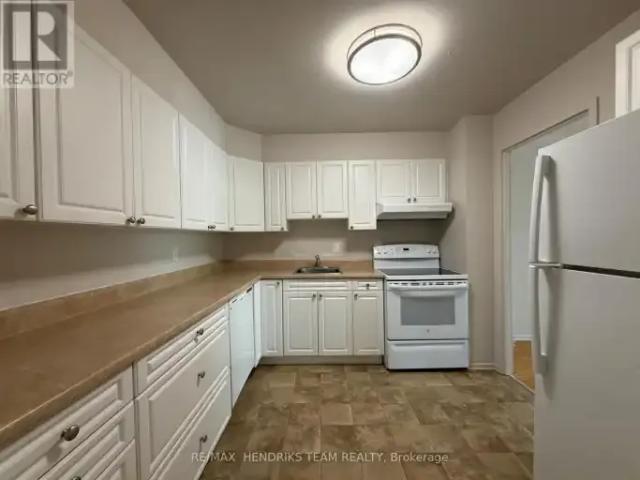 For Rent 2 Bedroom Apartment St. Catharines ON DS104842061