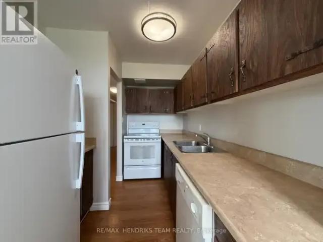 For Rent 2 Bedroom Apartment St. Catharines ON DS104888850