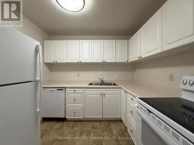 For Rent 2 Bedroom Apartment St. Catharines ON DS105004833