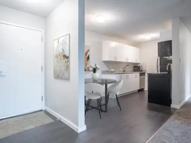 For Rent 2 Bedroom Apartment Saskatoon SK DS103011339