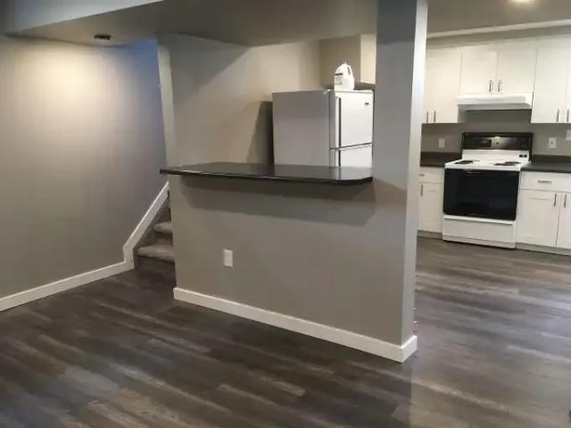 For Rent 2 Bedroom Apartment Spruce Grove AB DS104183098