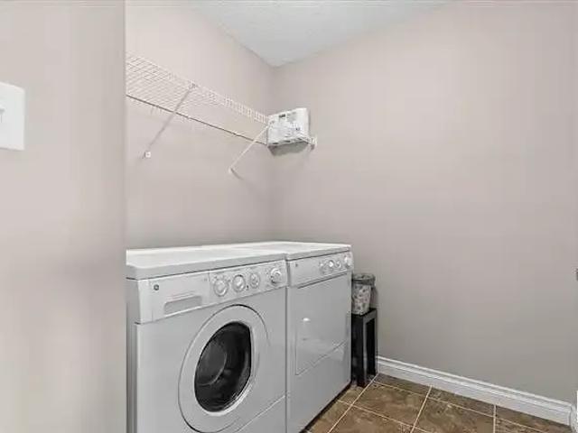 For Rent 2 Bedroom Apartment Spruce Grove AB DS104986112