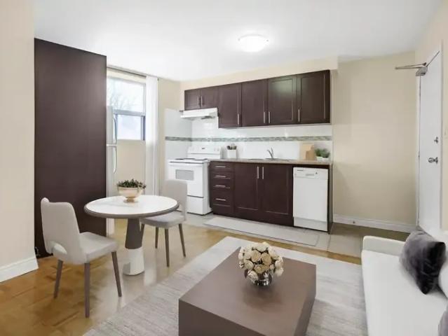 For Rent 2 Bedroom Apartment Toronto ON DLS96590004