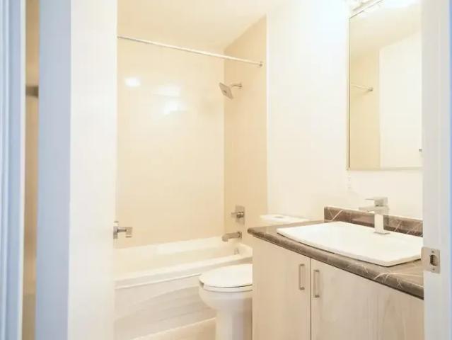For Rent 2 Bedroom Apartment Toronto ON DS88717896