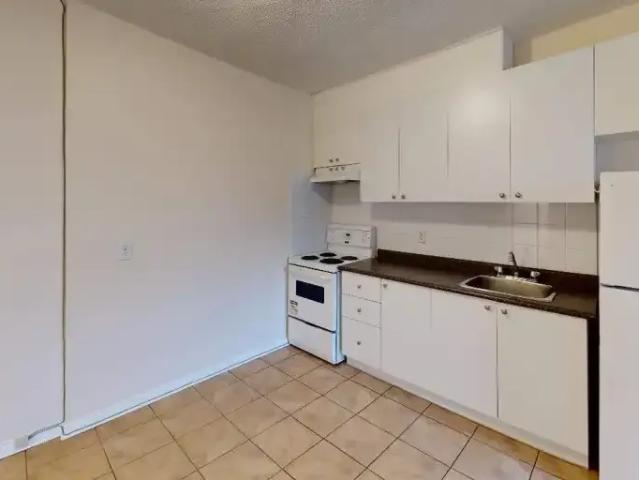 For Rent 2 Bedroom Apartment Toronto ON DS99824012