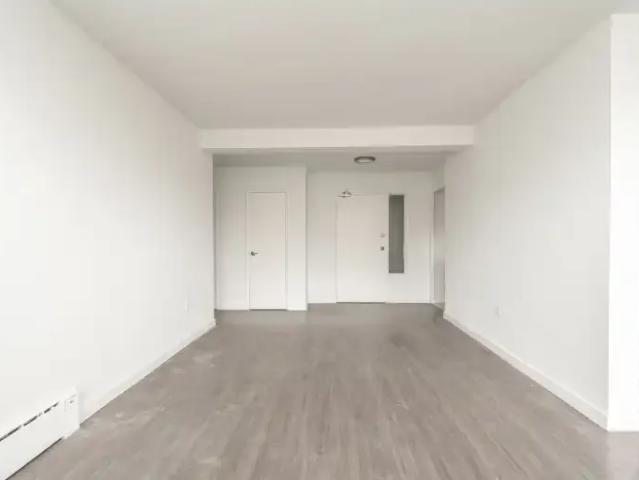 For Rent 2 Bedroom Apartment Toronto ON DS102271364