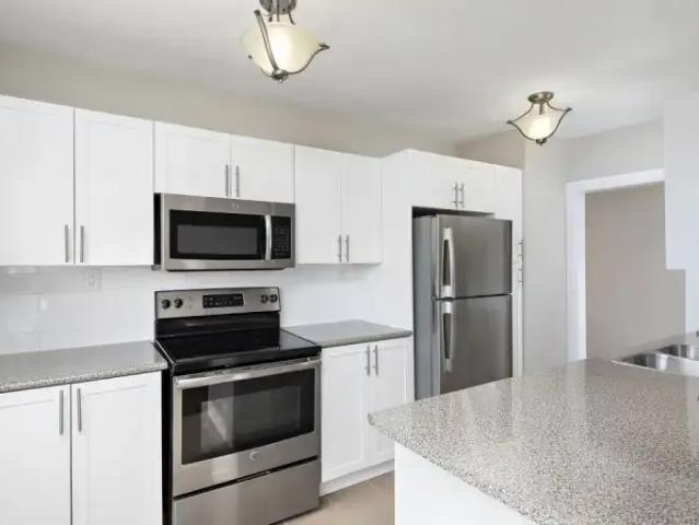 For Rent 2 Bedroom Apartment Toronto ON DS103839676