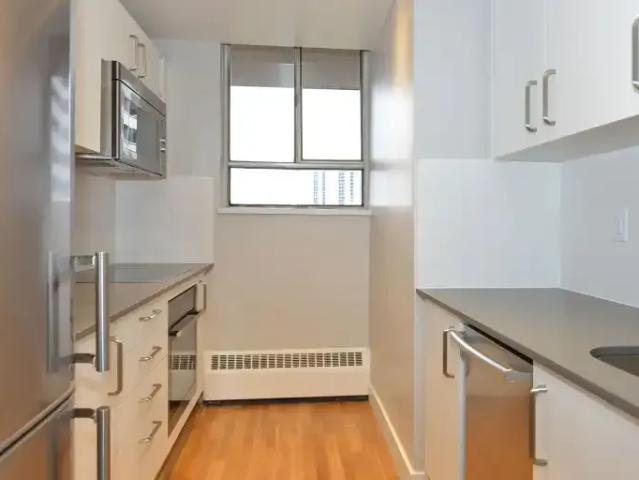 For Rent 2 Bedroom Apartment Toronto ON DS103321472