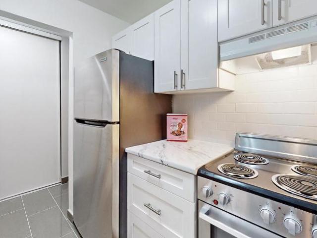 For Rent 2 Bedroom Apartment Trenton ON DS98310793