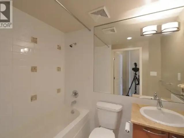 For Rent 2 Bedroom Apartment Vancouver BC DLS100171993