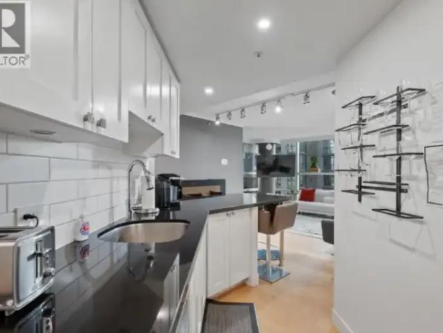 For Rent 2 Bedroom Apartment Vancouver BC DLS102518954