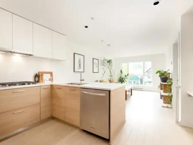 For Rent 2 Bedroom Apartment Vancouver BC DS104535546
