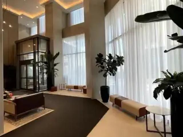 For Rent 2 Bedroom Apartment Vaughan ON DS100631173