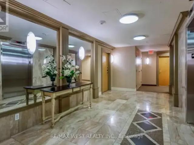 For Rent 2 Bedroom Apartment Vaughan ON DS102434524