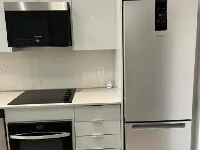 For Rent 2 Bedroom Apartment Vaughan ON DS102085922