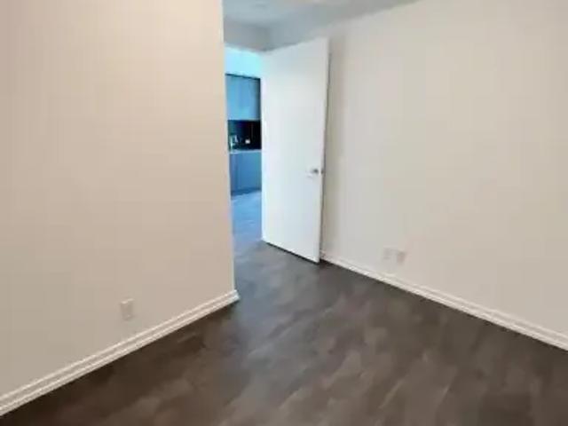 For Rent 2 Bedroom Apartment Vaughan ON DS102306792