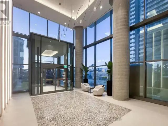 For Rent 2 Bedroom Apartment Vaughan ON DS103770700