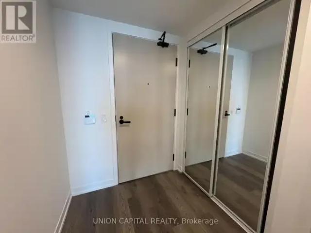 For Rent 2 Bedroom Apartment Vaughan ON DS103879729