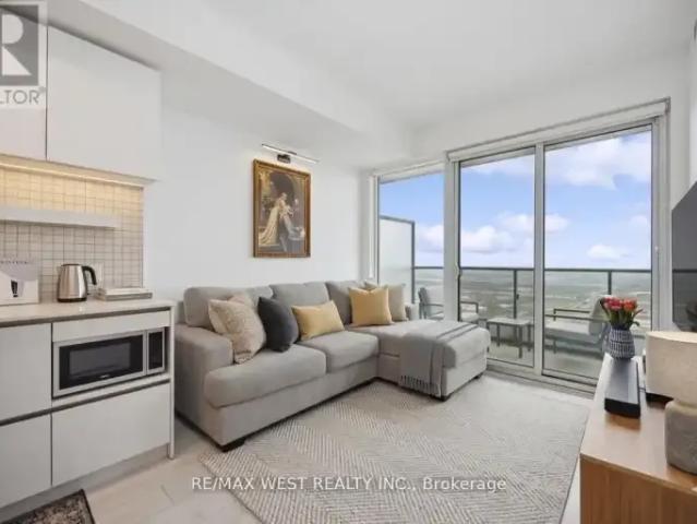 For Rent 2 Bedroom Apartment Vaughan ON DS103879738