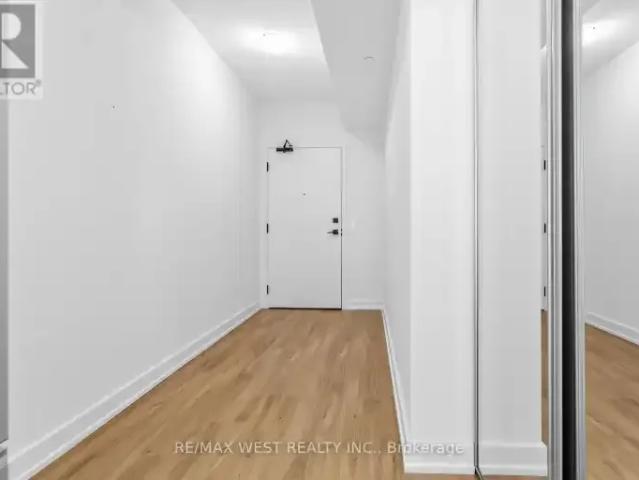 For Rent 2 Bedroom Apartment Vaughan ON DS103338621