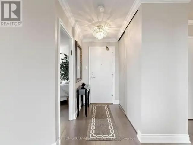 For Rent 2 Bedroom Apartment Vaughan ON DS104941156