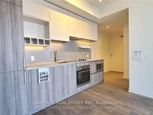 For Rent 2 Bedroom Apartment Vaughan ON DS104000266