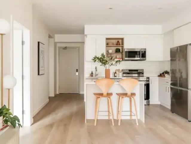 For Rent 2 Bedroom Apartment Victoria BC DLS102518727
