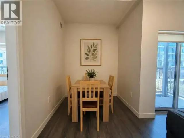 For Rent 2 Bedroom Apartment Waterloo ON DLS102339264