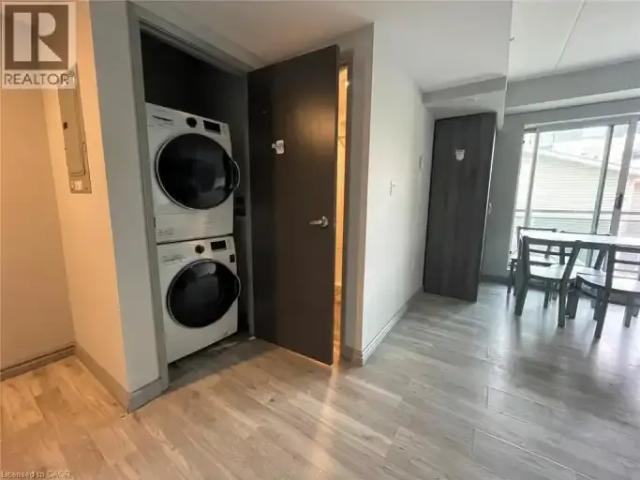 For Rent 2 Bedroom Apartment Waterloo ON DS104106875