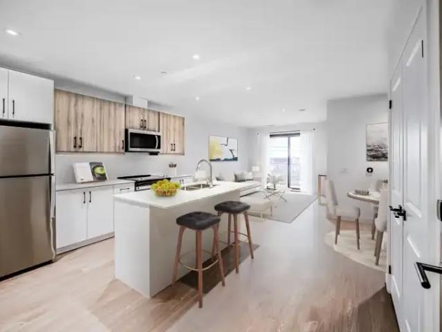 For Rent 2 Bedroom Apartment Waterloo ON DS104141564