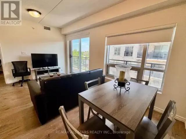 For Rent 2 Bedroom Apartment Waterloo ON DS104183259
