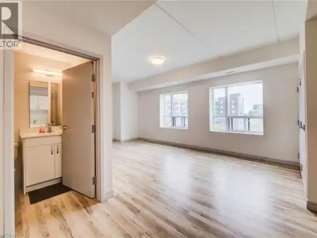 For Rent 2 Bedroom Apartment Waterloo ON DS104888896