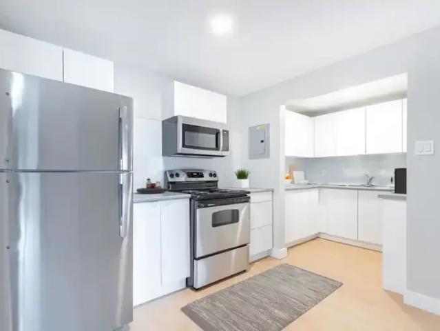 For Rent 2 Bedroom Apartment Waterloo ON DS104940371