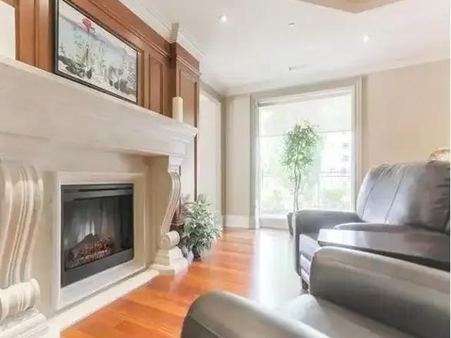 For Rent 2 Bedroom Apartment Waterloo ON DS103879472