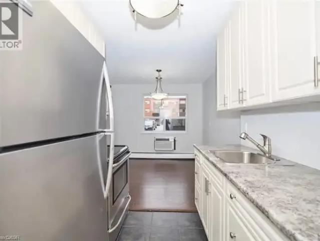 For Rent 2 Bedroom Apartment Welland ON DS102701654