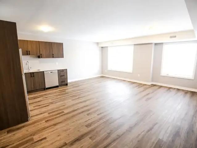For Rent 2 Bedroom Apartment Welland ON DS102915061