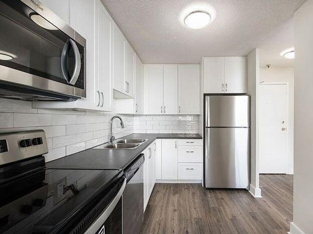 For Rent 2 Bedroom Apartment Whitchurch Stouffville ON DS98310849