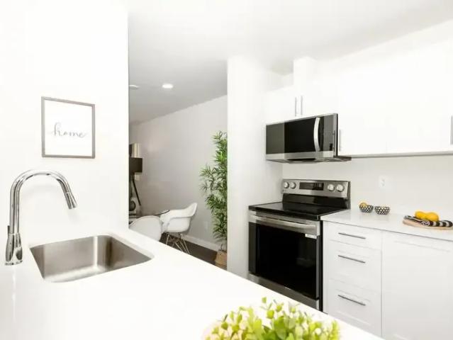 For Rent 2 Bedroom Apartment Winnipeg MB DS97083149