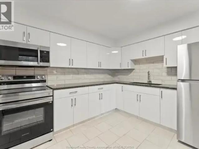 For Rent 2 Bedroom Apartment Windsor ON DS101877994